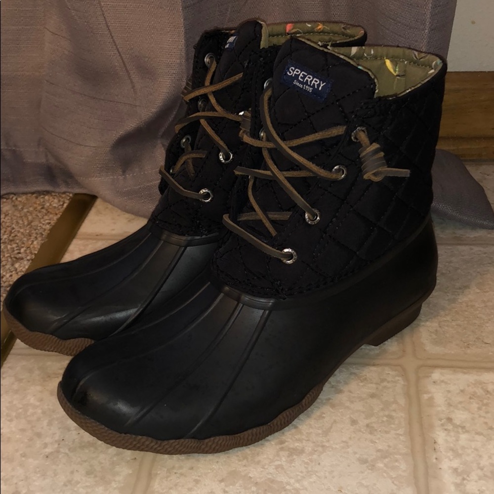 Sperry Saltwater Quilted Duck Boots!
